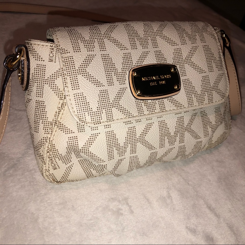 Michael Kors crossbody bag